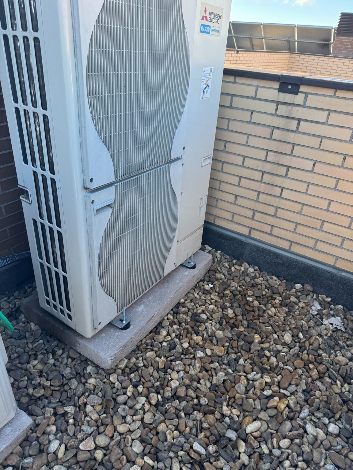 Instalación de bomba de calor de primeras marcas con FAQ INSTALACIONES